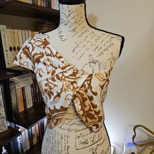 Promesa One-Shoulder Twisted Front Crop Top